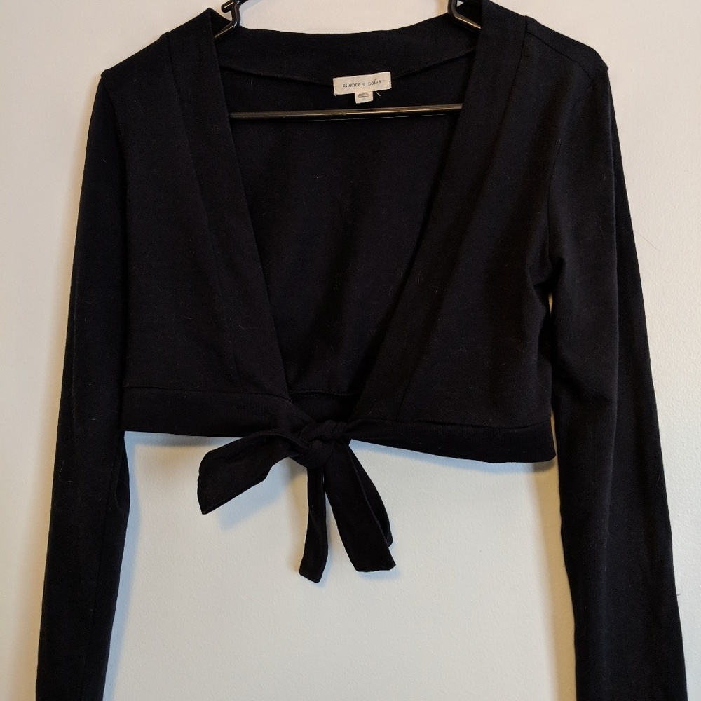 Urban Outfitters tie front crop top